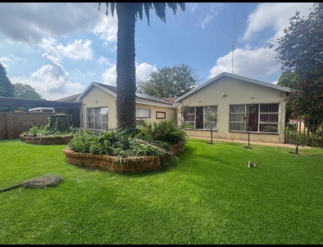 4 BEDROOM HOUSE FOR SALE IN DALVIEW